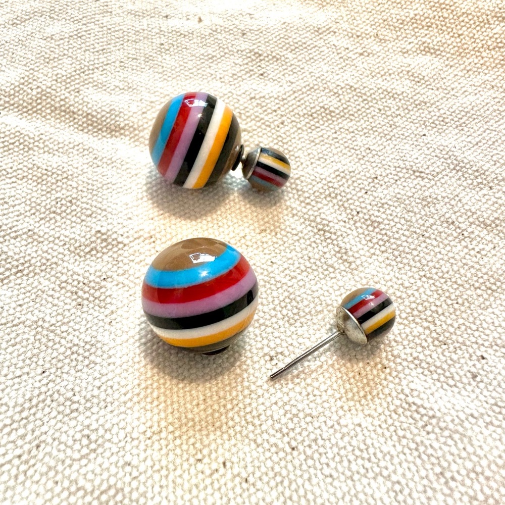 Multi-colored post earrings